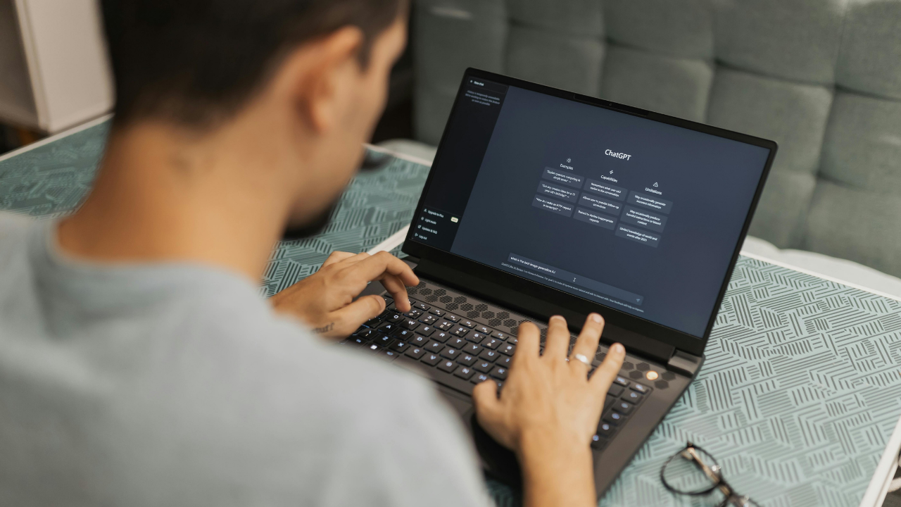Read more about the article How to Use Surfer SEO AI Humanizer in 2025 – Proven Smart Guide